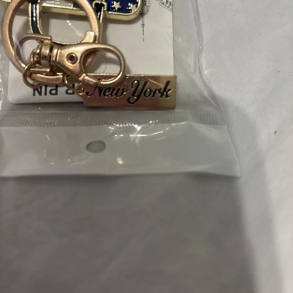 New‎ York key chains With USA American Flag Bling New